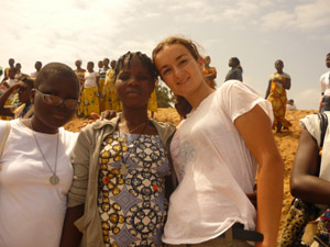 Clémence Vayson témoinge de son séjour à la Caritas du diocèse d'Abomey
