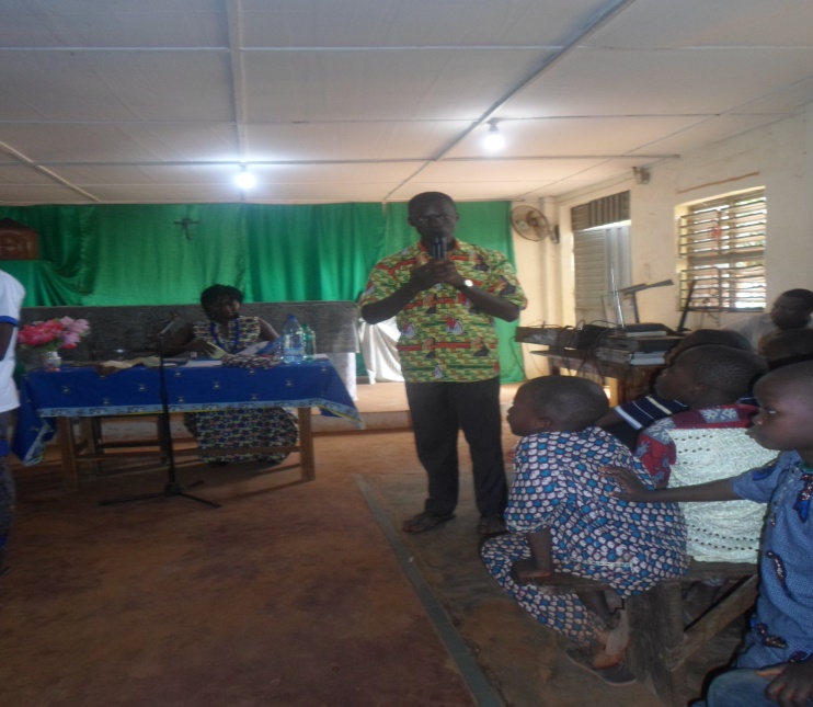 Grande sensibilisation des Samuel du diocese de Lokossa sur les objectifs, les domaines d'intervention et les actions réalisées par Caritas dans le diocèse